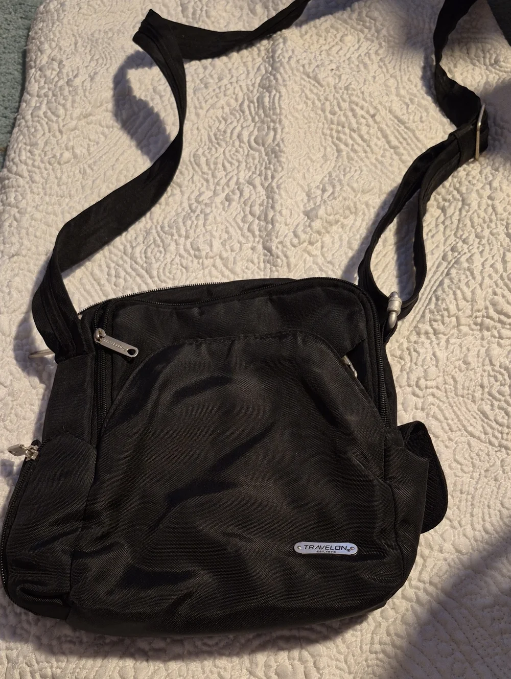 Travelon Black Nylon Crossbody Messenger Bag for Men - Picture 1 of 3
